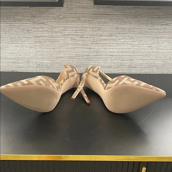 Shoe Dazzle Brown Patterned Heels - Picture 7 of 8